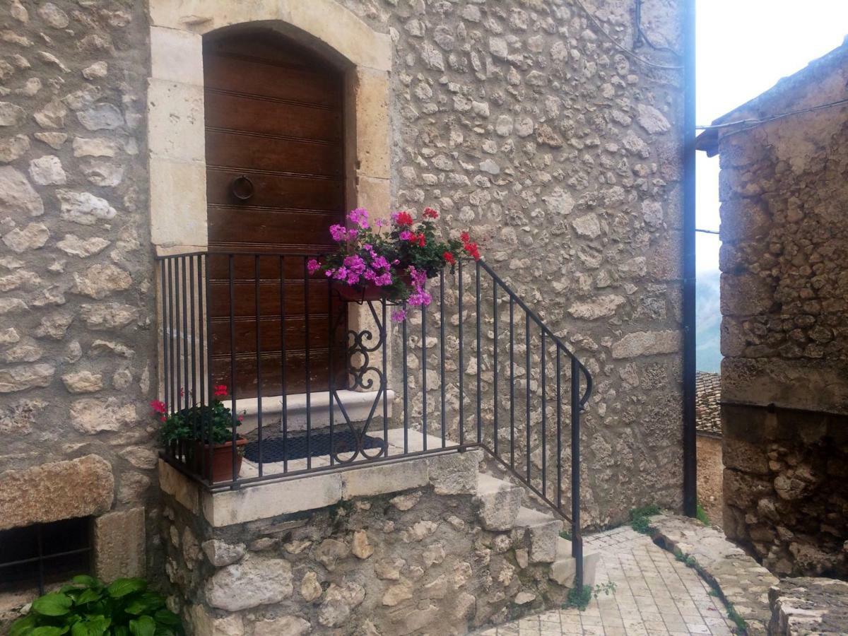 Casa A Santo Stefano Di Sessanio Villa Buitenkant foto